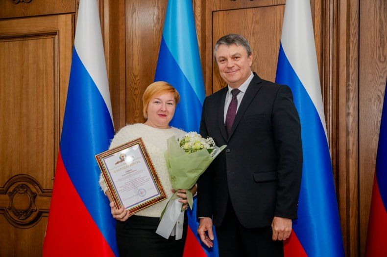 - Всего на конкурс от Свердловского муниципального округа было подано около тридцати заявок, что свидетельствует о высокой активности местной молодежи - Всего на конкурс от Свердловского муниципального округа было подано около тридцати заявок, что свидетельствует о высокой активности местной молодежи