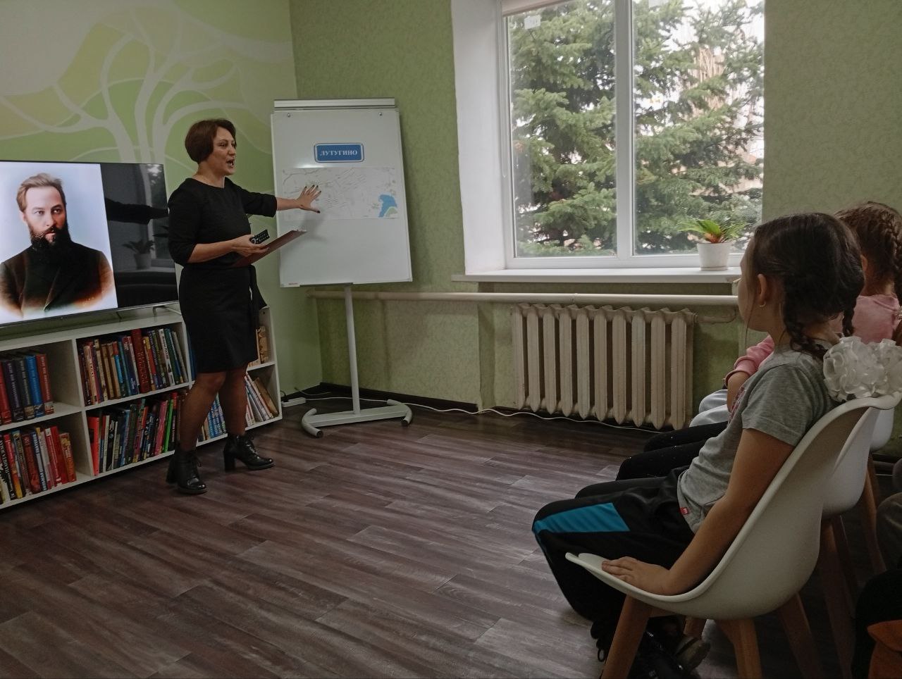 В Лутугинской районной библиотеке для детей прошло путешествие в прошлое