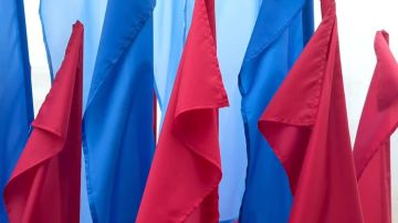 Поздравление главы городского округа город Первомайск Сергея Колягина с Днем флага Луганской Народной Республики!