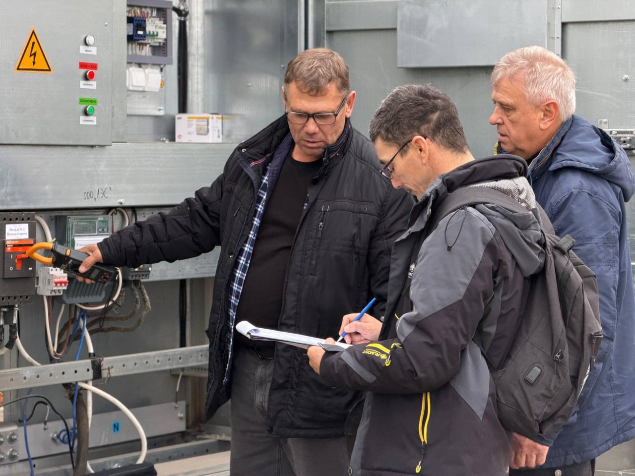 В Лисичанске начала работу группа инженеров АО «Сетевая компания» из Республики Татарстан В Лисичанске начала работу группа инженеров АО «Сетевая компания» из Республики Татарстан