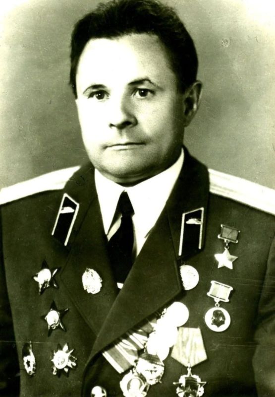 ������ �������: #������������. 26 ������ 1922 ���� ������� ��������� ���� ���������� � �.������������ ���� ������������ �-�� ��� (��.24.07.1999). ����� ���������� �����, ������� ������������, �������� ��������� ��������