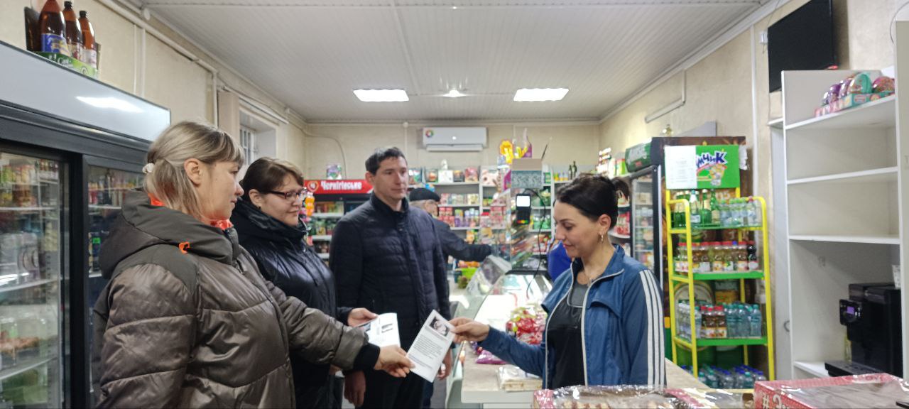 Межведомственный рейд. Отделом культуры, спорта и молодёжной политики совместно сотрудниками отдела жизнеобеспечения пгт Нагольно-Тарасовка, ОМВД России «Ровеньковский» и «Семейный центр» проведён межведомственный рейд по... Межведомственный рейд. Отделом культуры, спорта и молодёжной политики совместно сотрудниками отдела жизнеобеспечения пгт Нагольно-Тарасовка, ОМВД России «Ровеньковский» и «Семейный центр» проведён межведомственный рейд по...