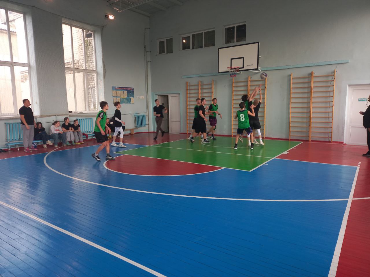 Завершился Муниципальный этап Чемпионата Школьной баскетбольной лиги «КЭС-БАСКЕТ» г. Ровеньки Завершился Муниципальный этап Чемпионата Школьной баскетбольной лиги «КЭС-БАСКЕТ» г. Ровеньки