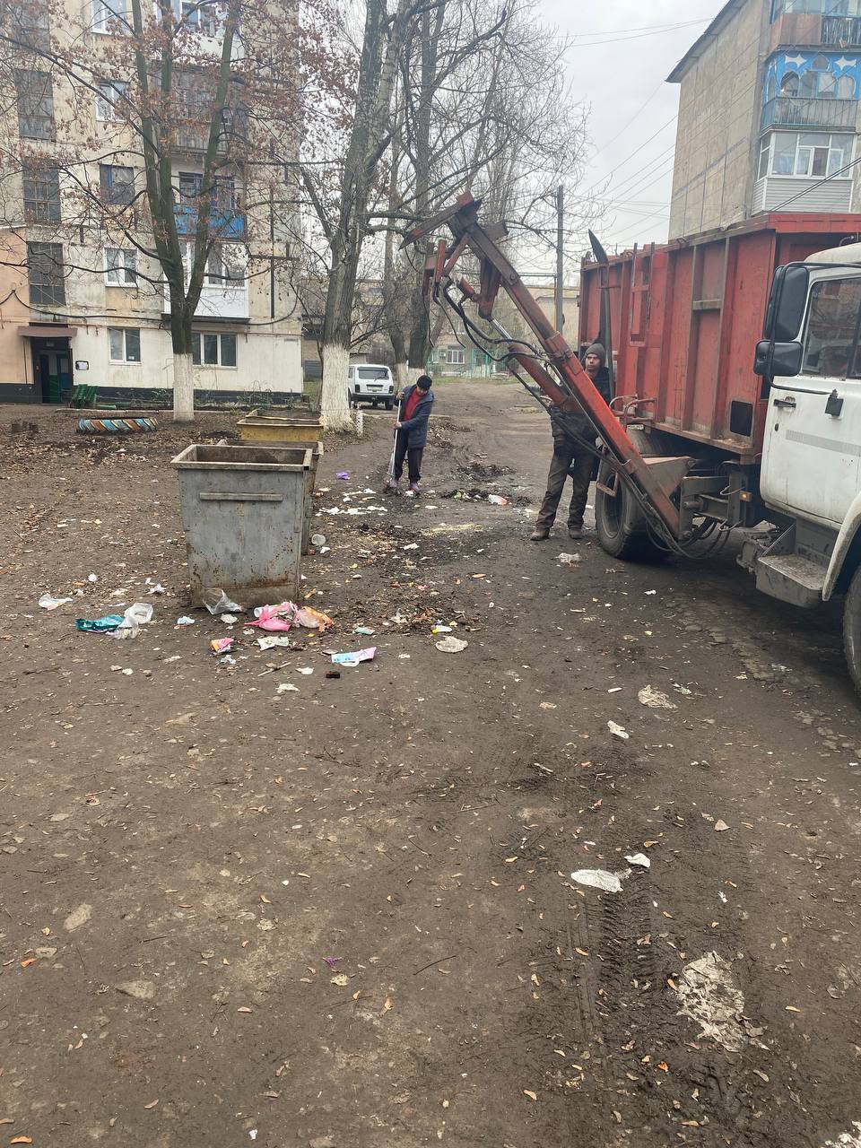 Чистота и порядок в нашем поселке – наша общая забота! Чистота и порядок в нашем поселке – наша общая забота!