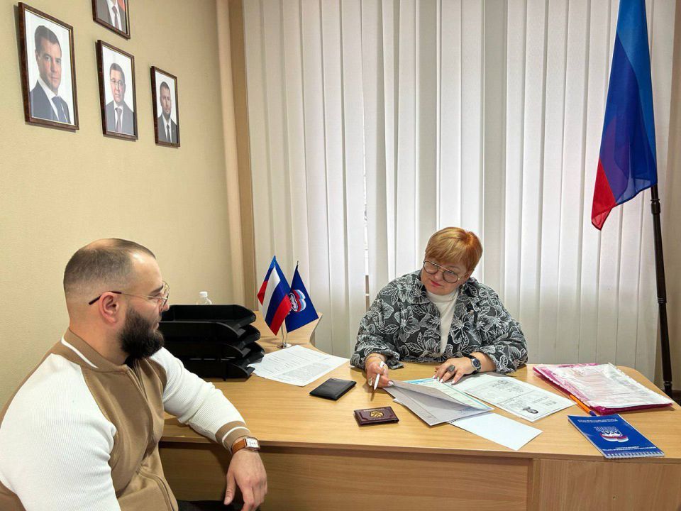 Депутатский прием провела Антонина Кузьменко Депутатский прием провела Антонина Кузьменко
