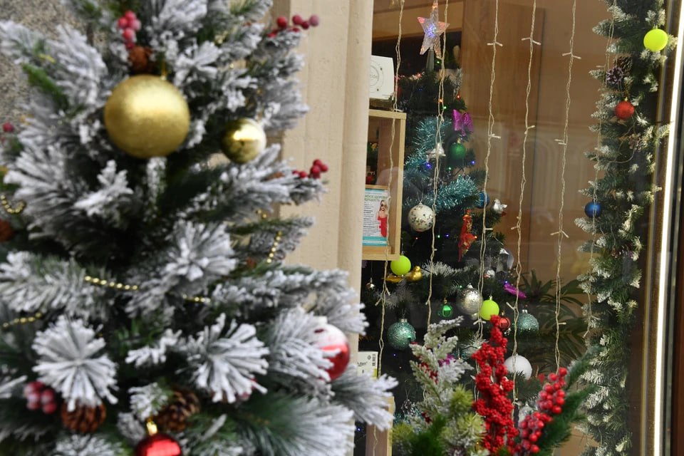 В Луганске стартует конкурс на лучшее новогоднее оформление