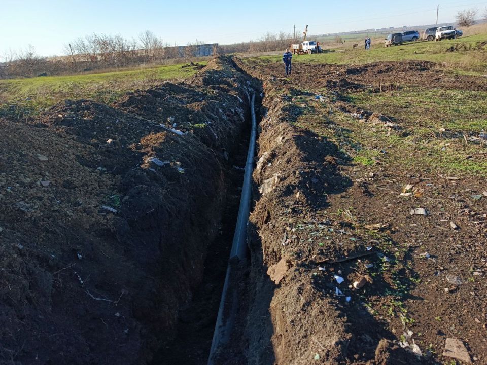В Суходольске Краснодонский департамент Филиал ГУП ЛНР «Лугансквода» ведет замену аварийного участка канализационного коллектора В Суходольске Краснодонский департамент Филиал ГУП ЛНР «Лугансквода» ведет замену аварийного участка канализационного коллектора
