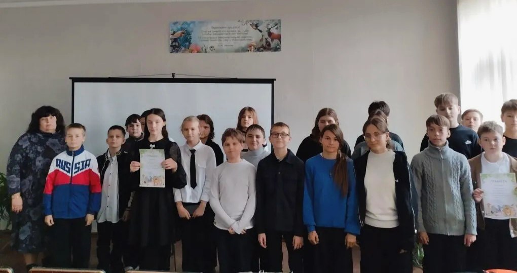 Сегодня в Ровеньковском детском экологическом центре царила атмосфера познания и добра!