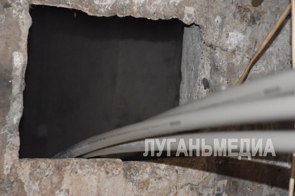 В Ровеньках проводятся работы по ремонту труб централизованного отопления В Ровеньках проводятся работы по ремонту труб централизованного отопления