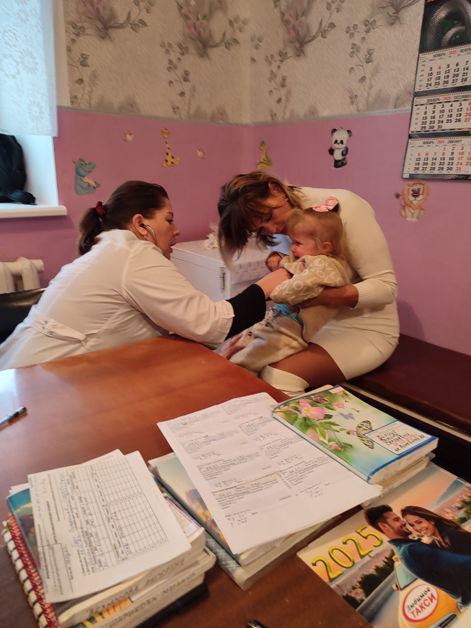 Уже неделю в Перевальском районе идёт особая забота о детях! Уже неделю в Перевальском районе идёт особая забота о детях!