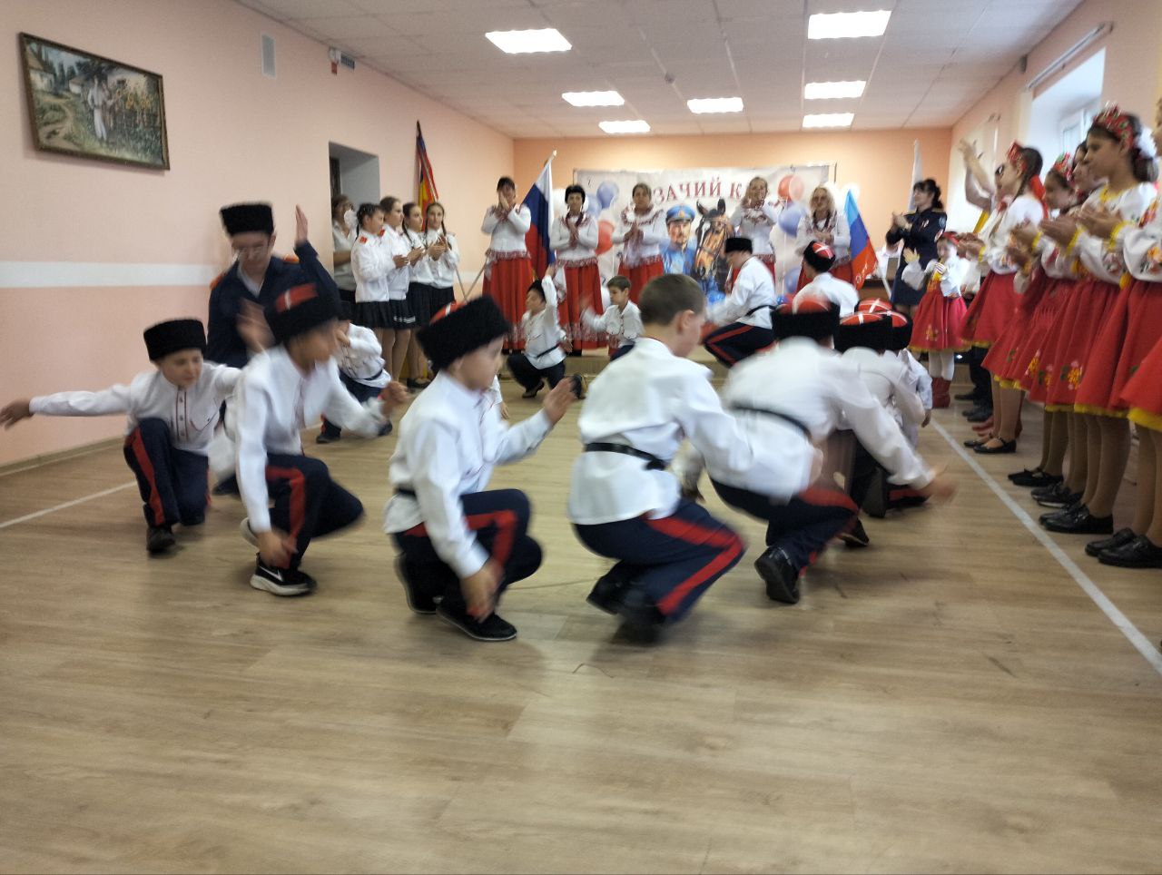 Вячеслав Третьяков: В с. Кудряшовка Кременского МО в школе прошло мероприятие посвящение в казачата Вячеслав Третьяков: В с. Кудряшовка Кременского МО в школе прошло мероприятие посвящение в казачата