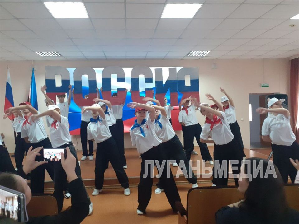 В Луганске состоялся Региональный форум классных руководителей В Луганске состоялся Региональный форум классных руководителей
