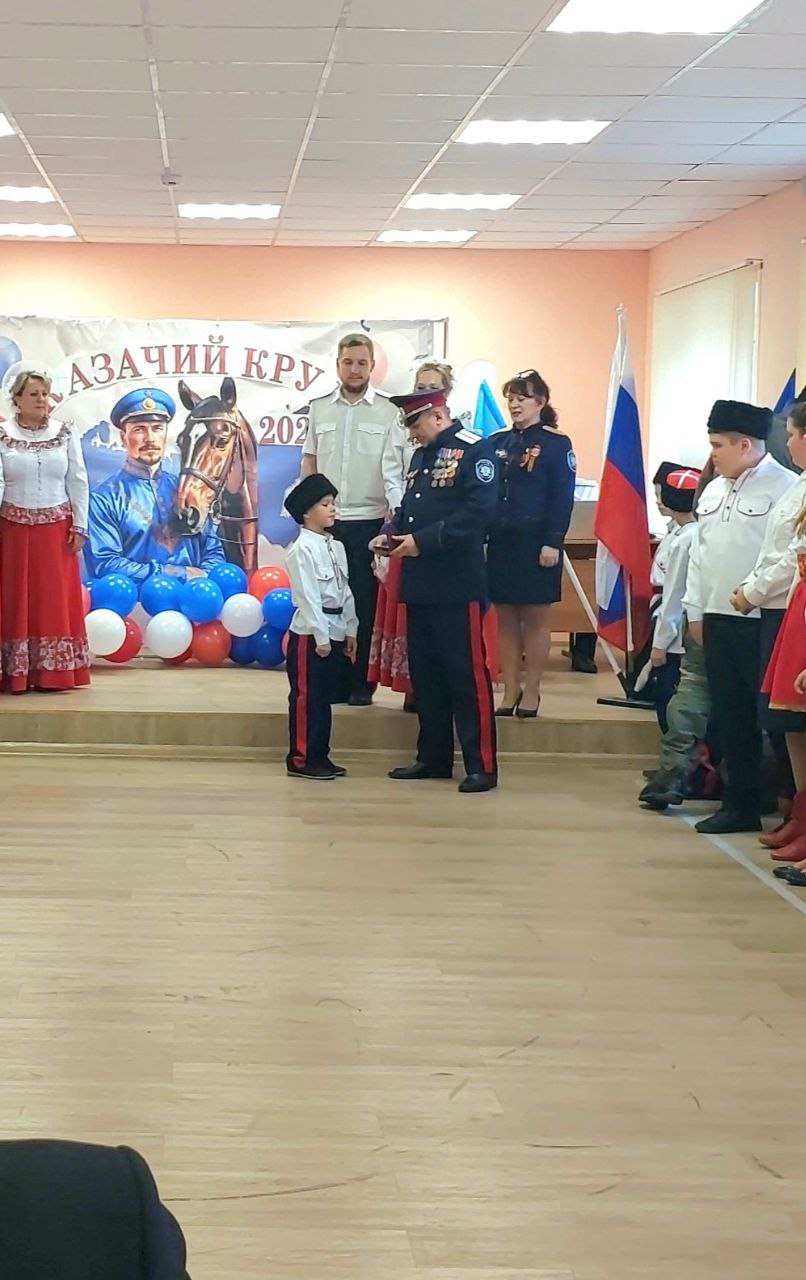 Вячеслав Третьяков: В с. Кудряшовка Кременского МО в школе прошло мероприятие посвящение в казачата Вячеслав Третьяков: В с. Кудряшовка Кременского МО в школе прошло мероприятие посвящение в казачата