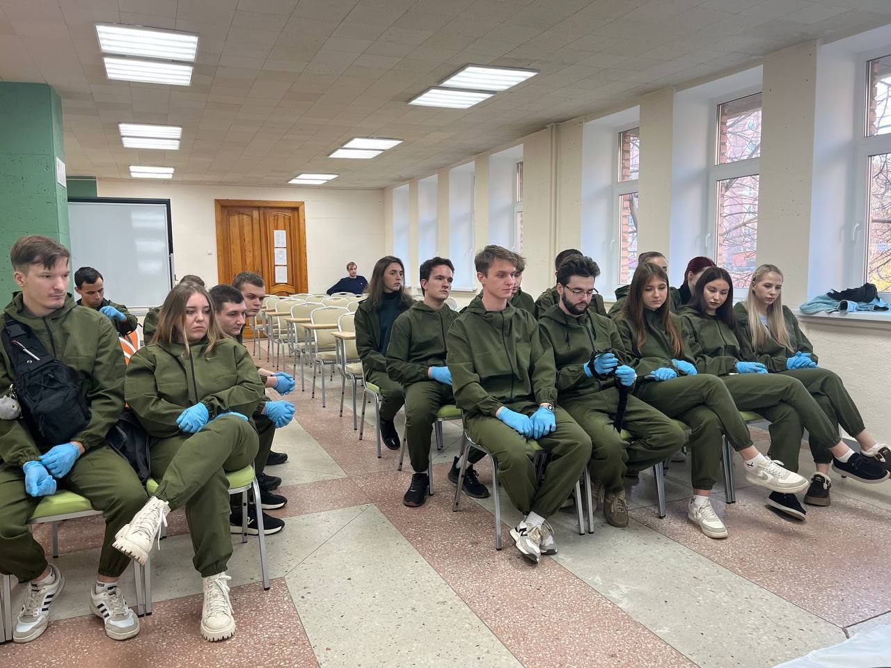 25 ноября на базе ЛГПУ стартовал военнопатриотический фестиваль «Брось вызов»! 25 ноября на базе ЛГПУ стартовал военнопатриотический фестиваль «Брось вызов»!