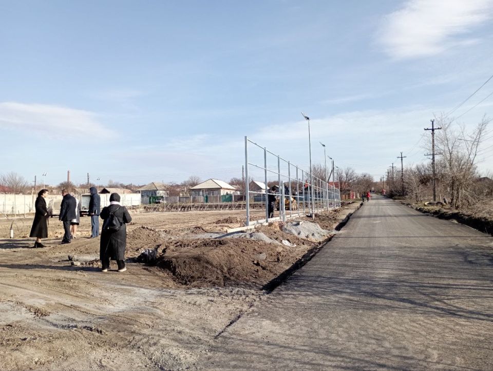 В поселке Тельмана построят новую спортивную площадку В поселке Тельмана построят новую спортивную площадку