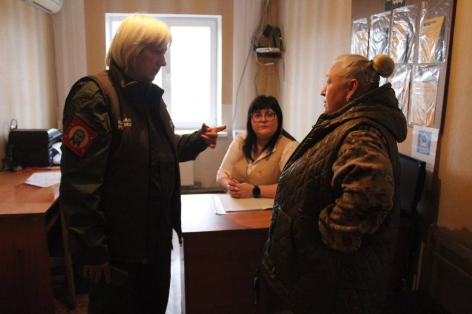 Светлана Гизай: В рамках рабочей поездки вместе с муниципальным депутатом, исполнительным секретарем Славяносербского отделения «Единой России» Светланой Мовчан, посетили выездной прием бригады МФЦ в селе Желтое Светлана Гизай: В рамках рабочей поездки вместе с муниципальным депутатом, исполнительным секретарем Славяносербского отделения «Единой России» Светланой Мовчан, посетили выездной прием бригады МФЦ в селе Желтое