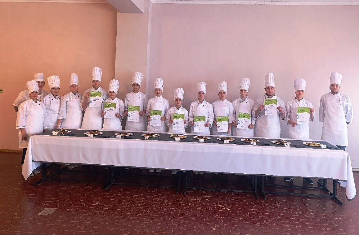 Сергей Колягин: В Первомайском колледже состоялся I этап внутреннего отбора регионального этапа чемпионата профессионального мастерства «Профессионалы» по компетенции «Поварское дело» Сергей Колягин: В Первомайском колледже состоялся I этап внутреннего отбора регионального этапа чемпионата профессионального мастерства «Профессионалы» по компетенции «Поварское дело»