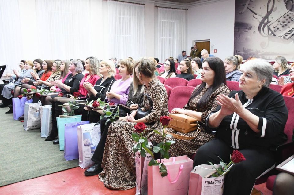 Сергей Колягин: В мире нет слова дороже и ближе, чем "мама" Сергей Колягин: В мире нет слова дороже и ближе, чем "мама"