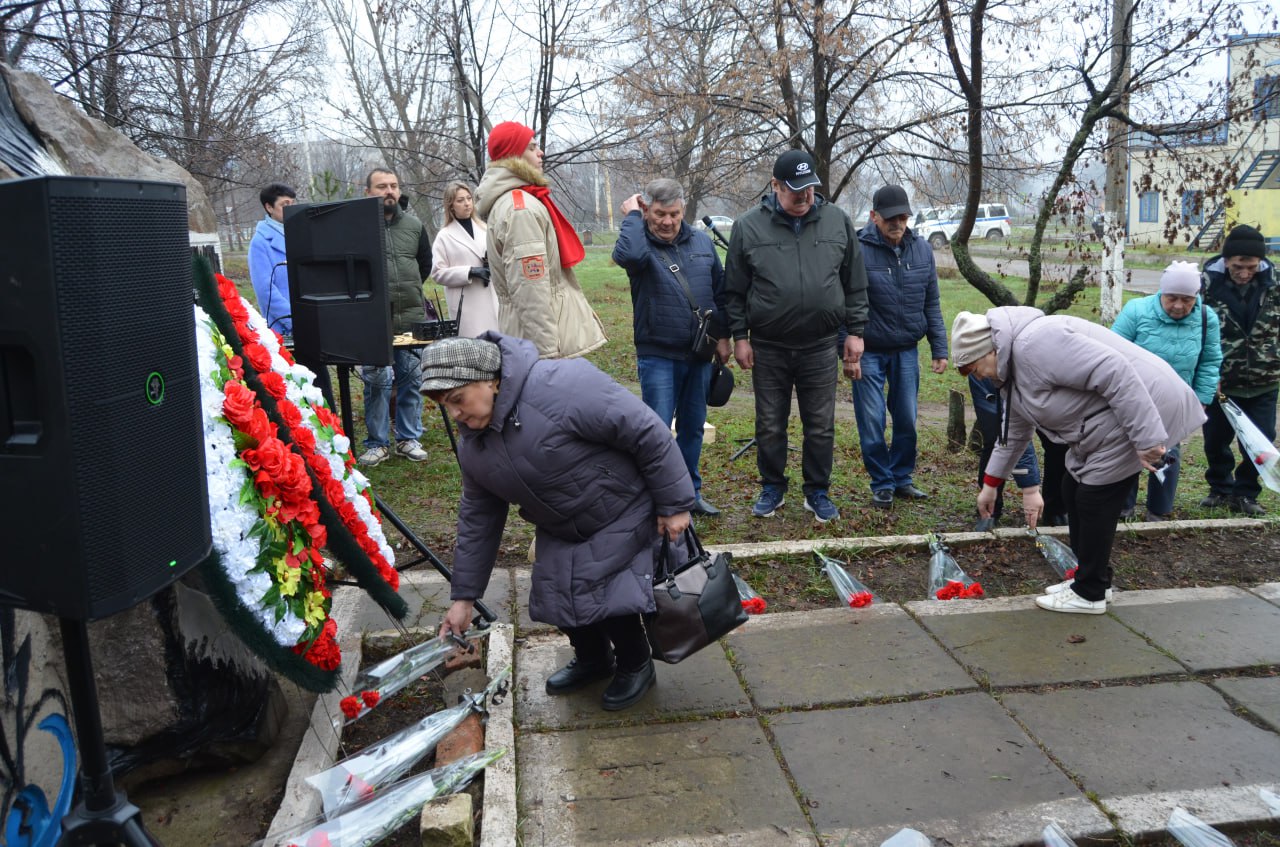 «Чернобыльский День Победы»: в Брянке почтили память ликвидаторов аварии на ЧАЭС «Чернобыльский День Победы»: в Брянке почтили память ликвидаторов аварии на ЧАЭС