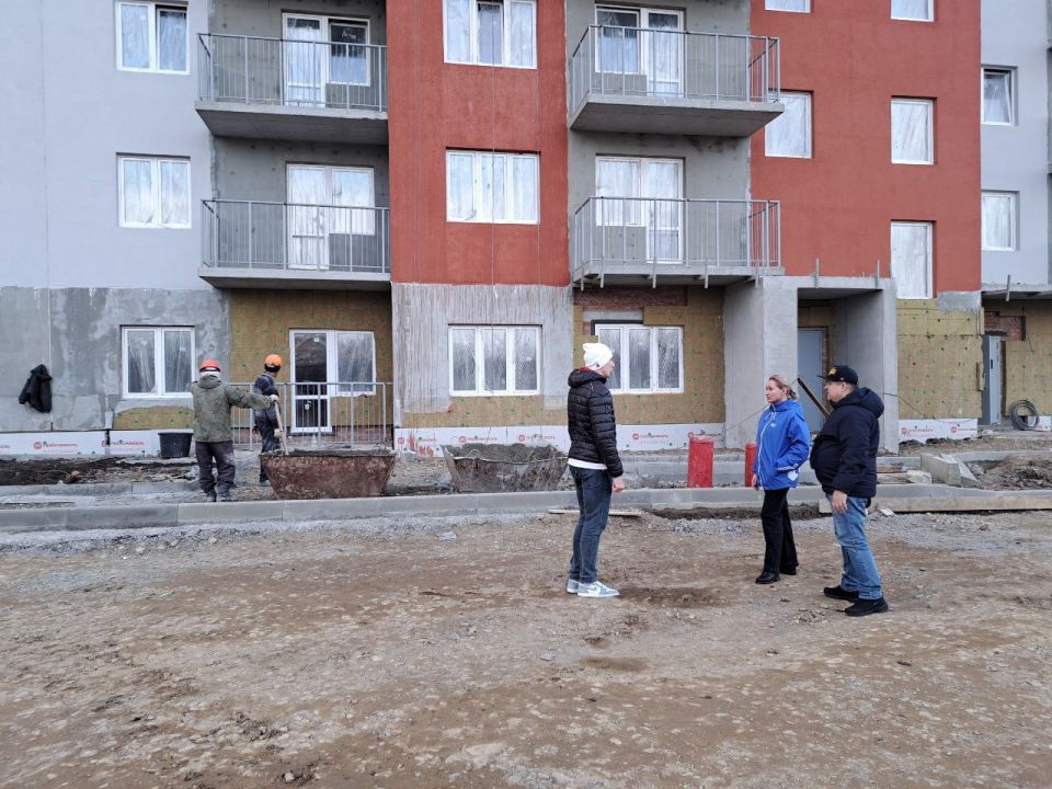 «Единая Россия» контролирует ход работ на объектах народной программы в Свердловском муниципалитете «Единая Россия» контролирует ход работ на объектах народной программы в Свердловском муниципалитете