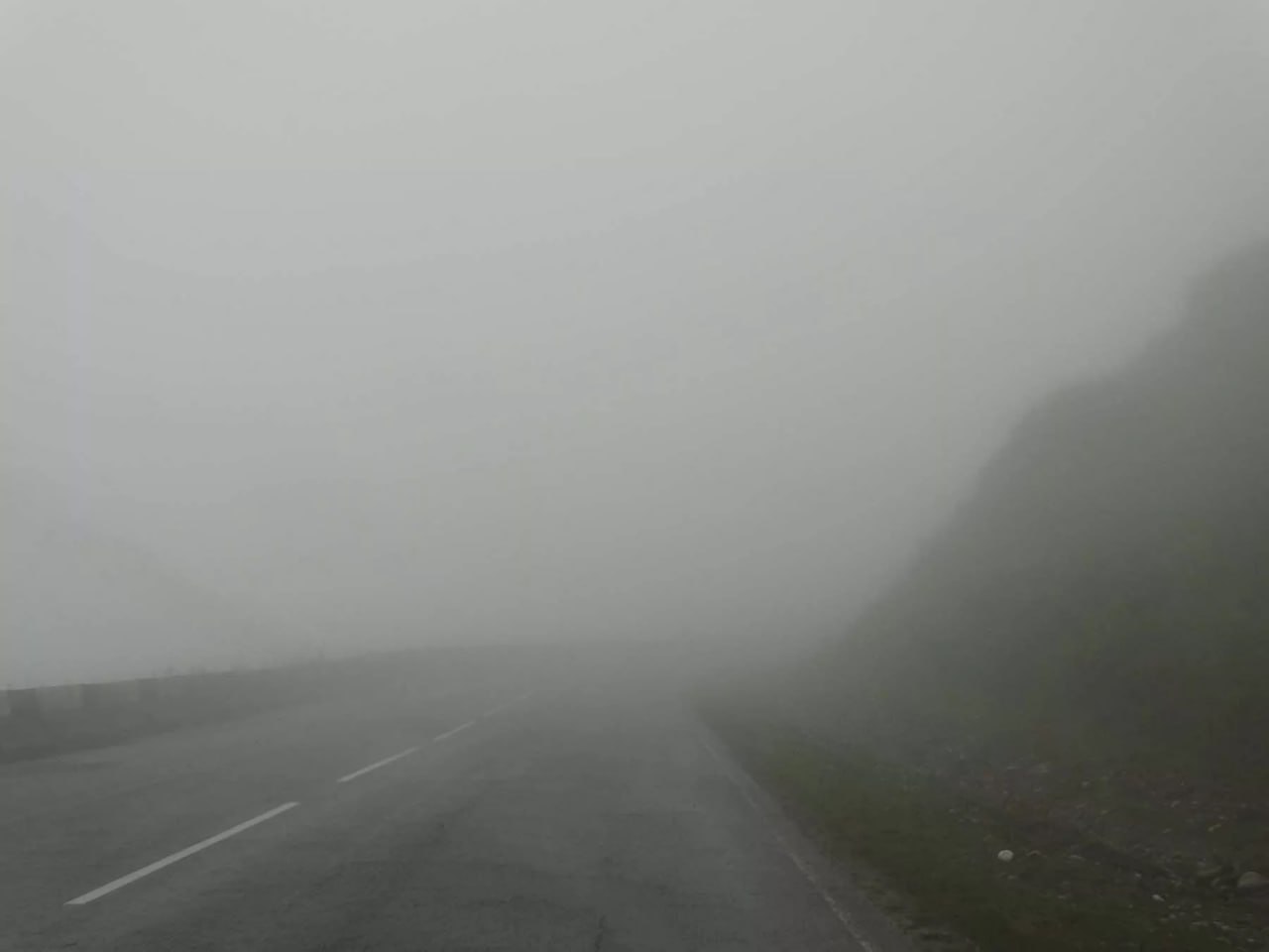 ЭКСТРЕННОЕ ПРЕДУПРЕЖДЕНИЕ. По данным ФГБУ «Управление по гидрометеорологии и мониторингу окружающей среды по Луганской Народной Республике» Ночью и в первой половине дня 28 ноября 2025 года местами по территории Луганской...