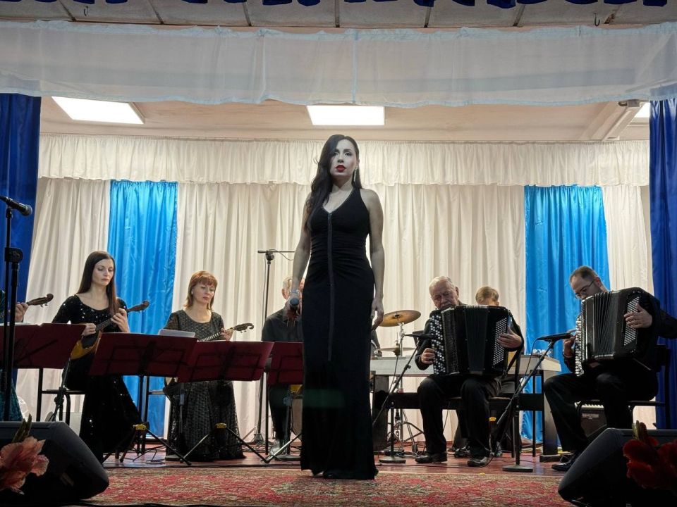 В филиале «Клуб пгт Вергулевка» прошел праздник музыки и творчества В филиале «Клуб пгт Вергулевка» прошел праздник музыки и творчества