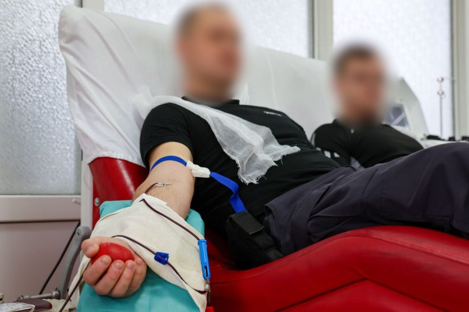 111111 Сотрудники Сводного отряда полиции МВД России в ЛНР стали донорами крови 111111 Сотрудники Сводного отряда полиции МВД России в ЛНР стали донорами крови