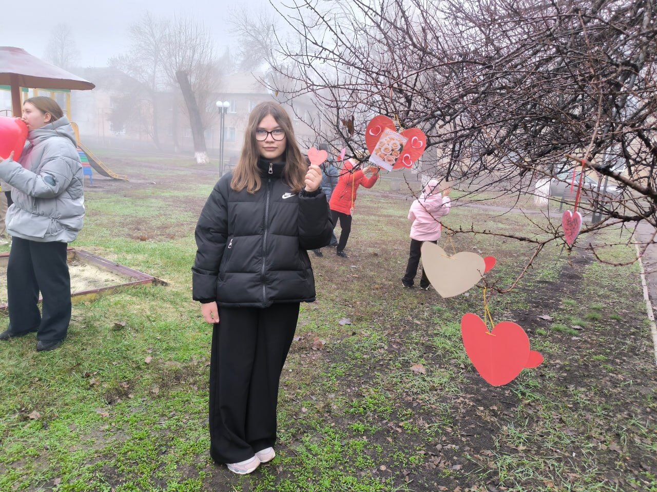 «Дерево признания в любви мамам»: тёплый праздник в Дубовском «Дерево признания в любви мамам»: тёплый праздник в Дубовском