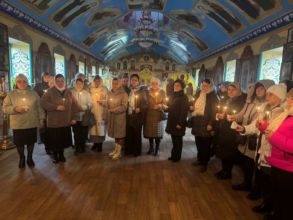 В Свято-Николаевском храме города Первомайска состоялась панихида по павшим героям Отечества, участникам СВО В Свято-Николаевском храме города Первомайска состоялась панихида по павшим героям Отечества, участникам СВО