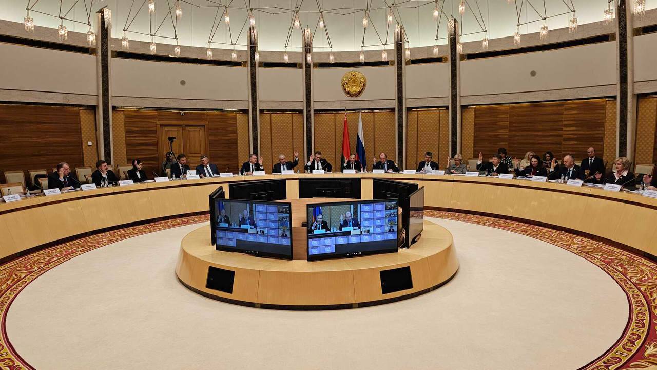 Дайджест событий: Комитет Совета Федерации по конституционному законодательству и государственному строительству Дайджест событий: Комитет Совета Федерации по конституционному законодательству и государственному строительству