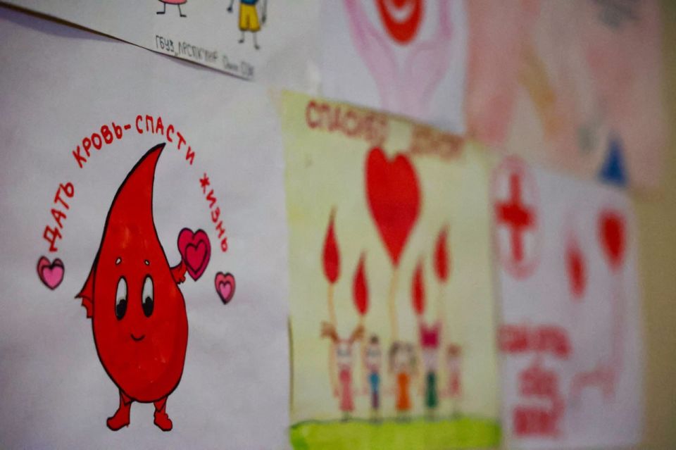 111111 Сотрудники Сводного отряда полиции МВД России в ЛНР стали донорами крови 111111 Сотрудники Сводного отряда полиции МВД России в ЛНР стали донорами крови