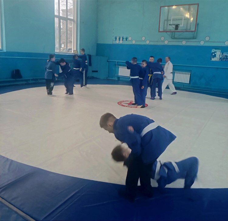 В спортивной школе города Ровеньки прошло открытое занятие по дзюдо для группы начальной подготовки В спортивной школе города Ровеньки прошло открытое занятие по дзюдо для группы начальной подготовки
