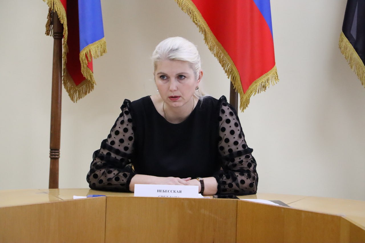 В Стаханове прошло заседание комиссии по делам несовершеннолетних и защите их прав В Стаханове прошло заседание комиссии по делам несовершеннолетних и защите их прав