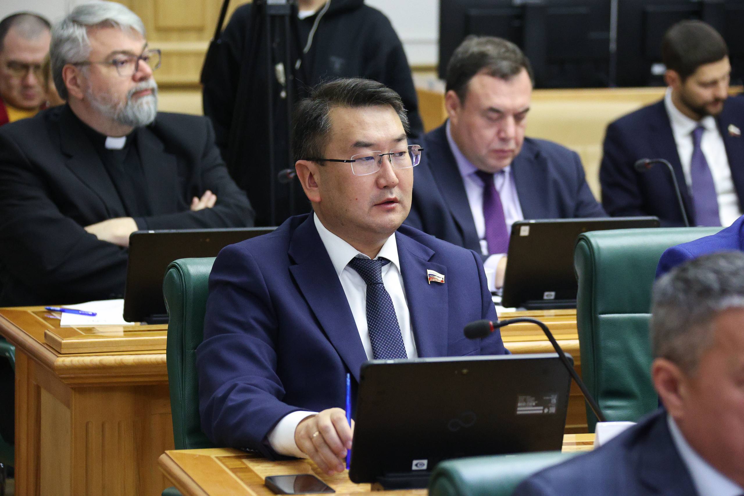 Дайджест событий: Комитет Совета Федерации по конституционному законодательству и государственному строительству Дайджест событий: Комитет Совета Федерации по конституционному законодательству и государственному строительству