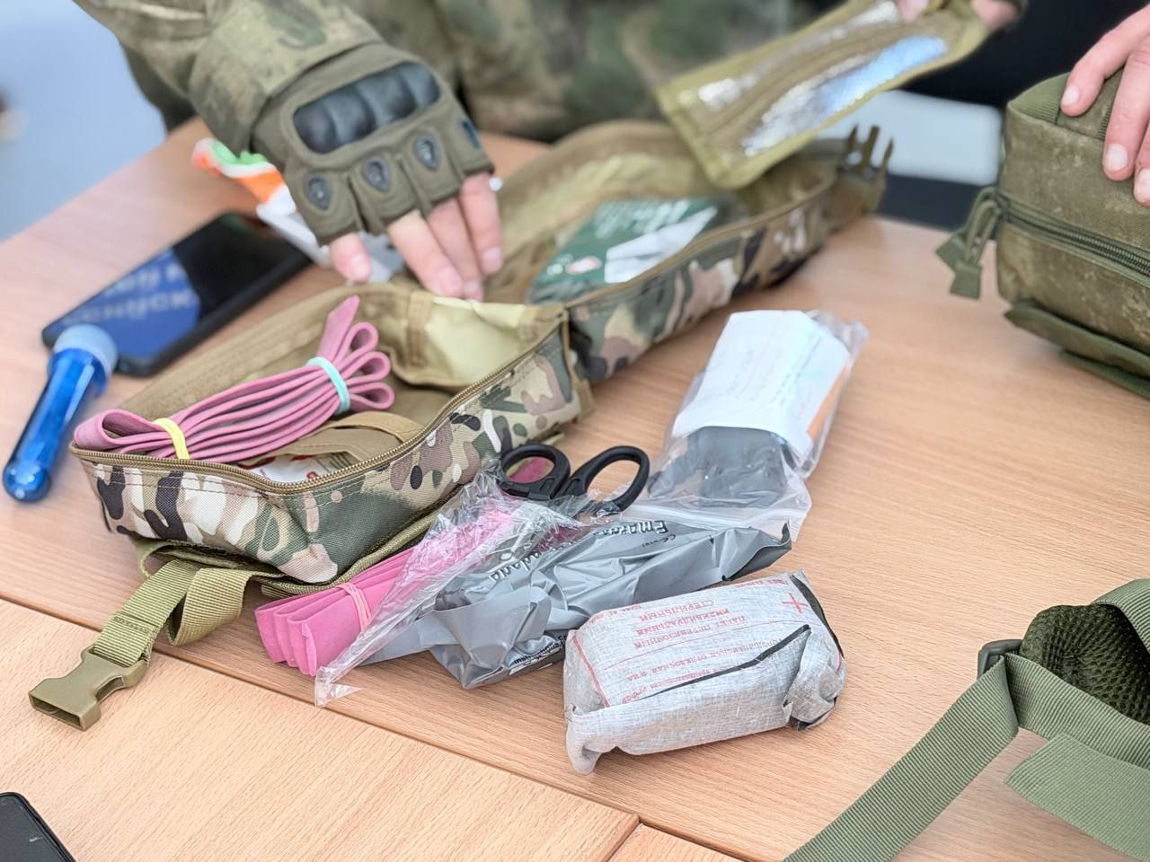 В Краснолучской школе № 4 имени генерал-майора К. Х. Боташева в рамках Всероссийской программы комплексного развития молодёжной политики в регионах «Регион для молодых», инициированной Росмолодежью, в рамках проекта... В Краснолучской школе № 4 имени генерал-майора К. Х. Боташева в рамках Всероссийской программы комплексного развития молодёжной политики в регионах «Регион для молодых», инициированной Росмолодежью, в рамках проекта...