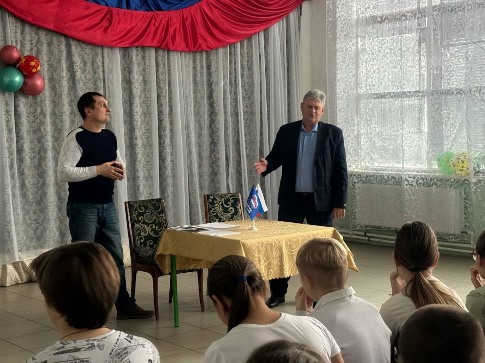 «Здоровое будущее»: Меловская школа и советы доктора Старостина «Здоровое будущее»: Меловская школа и советы доктора Старостина