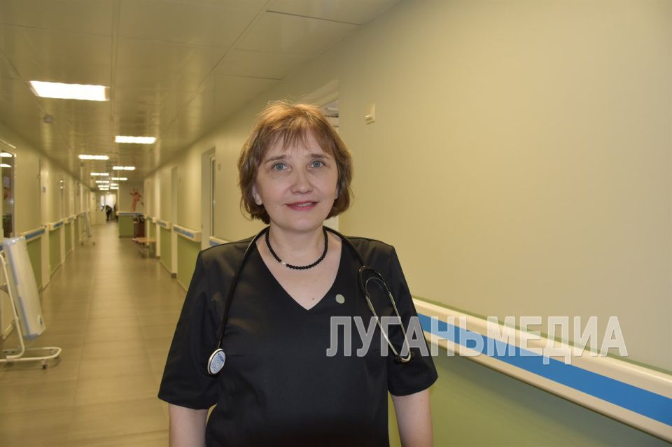 Врачи из Тюмени продолжают оказывать медицинскую помощь краснодонским пациентам Врачи из Тюмени продолжают оказывать медицинскую помощь краснодонским пациентам