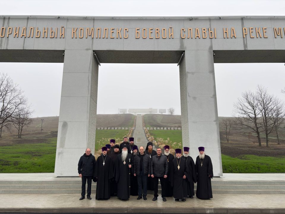 Сергей Соловьев: Сегодня состоялось поистине историческое и знаковое событие для нашей земли — освящение обновленного Мемориального комплекса боевой славы на реке Миус Сергей Соловьев: Сегодня состоялось поистине историческое и знаковое событие для нашей земли — освящение обновленного Мемориального комплекса боевой славы на реке Миус