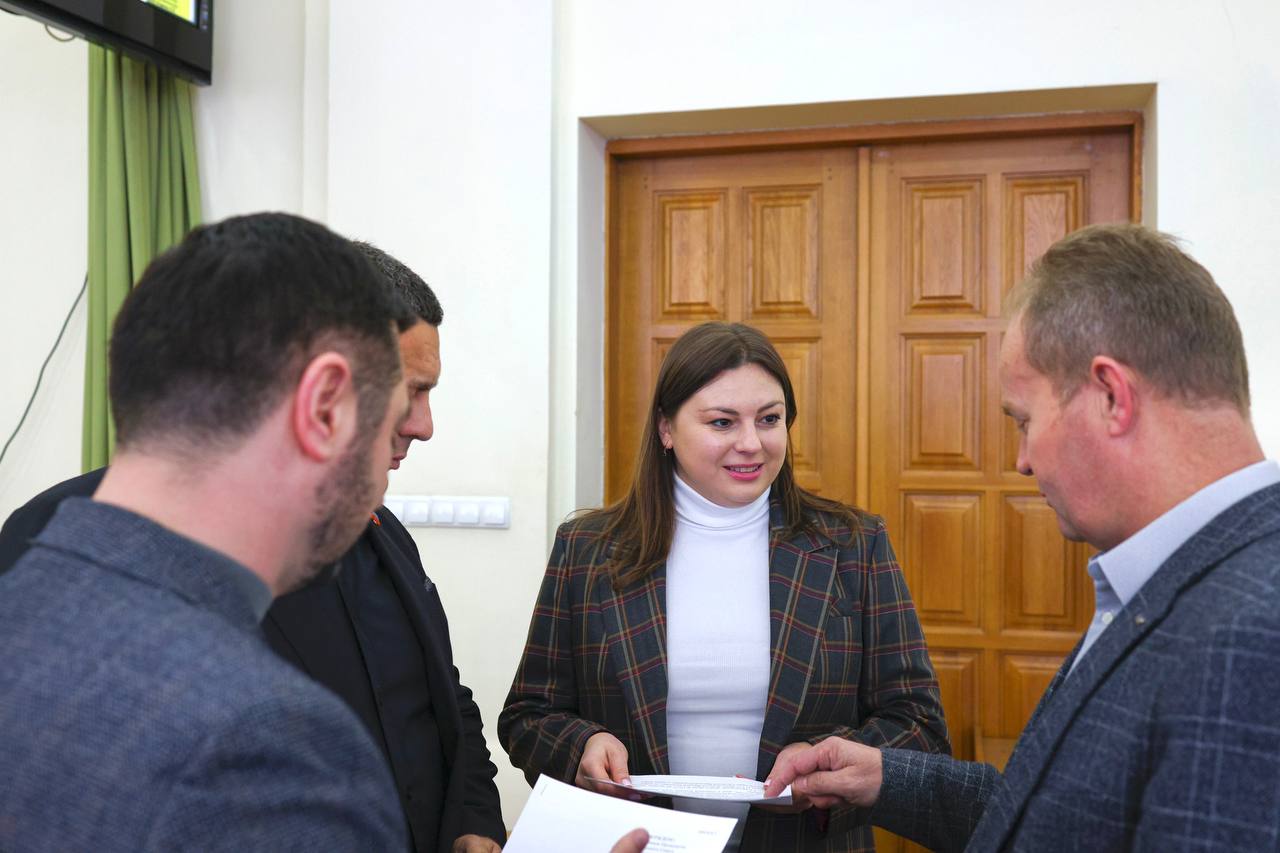 ФРАКЦИЯ ЛДПР В НАРОДНОМ СОВЕТЕ ЛНР ПОДДЕРЖАЛА ПРОЕКТ БЮДЖЕТА РЕСПУБЛИКИ В ПЕРВОМ ЧТЕНИИ ФРАКЦИЯ ЛДПР В НАРОДНОМ СОВЕТЕ ЛНР ПОДДЕРЖАЛА ПРОЕКТ БЮДЖЕТА РЕСПУБЛИКИ В ПЕРВОМ ЧТЕНИИ