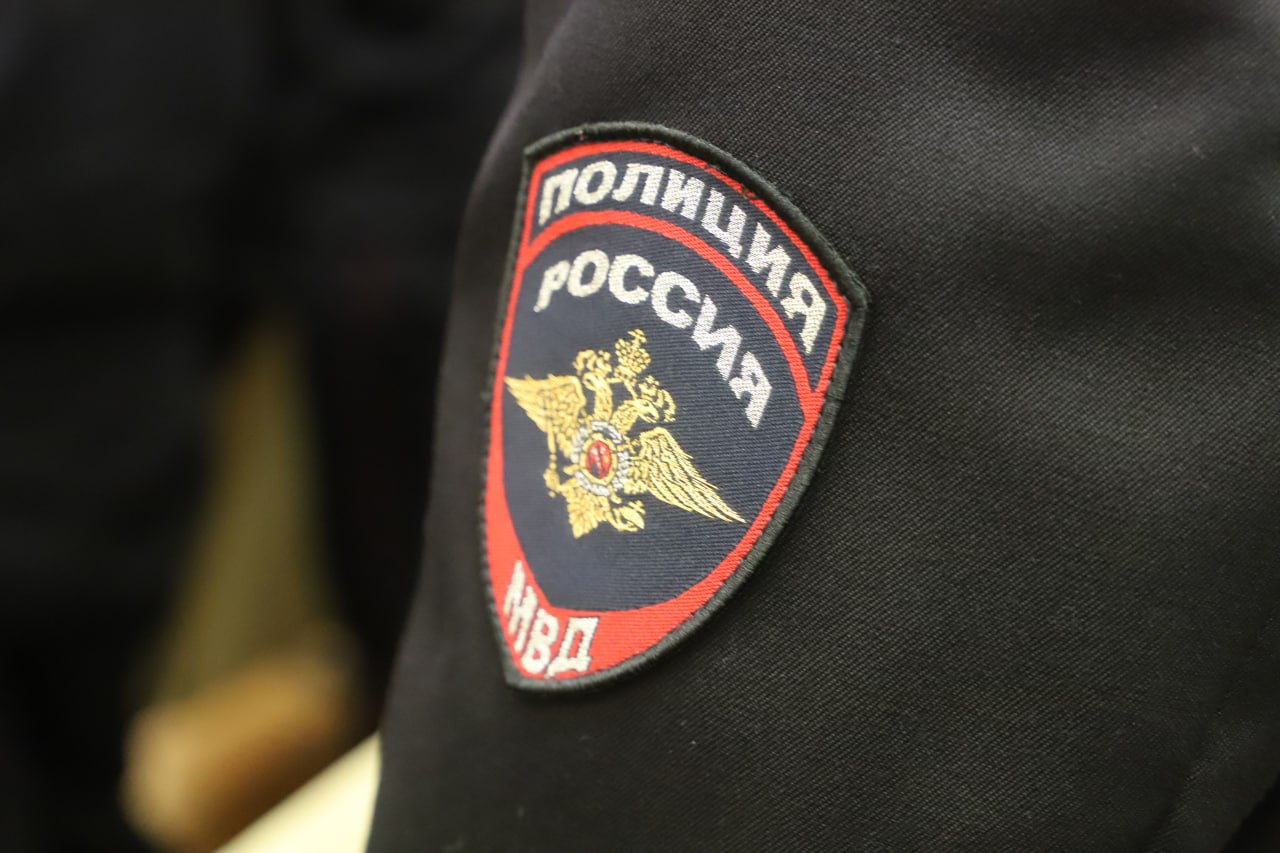 11111 Полицейские республики задержали 21-летнего луганчанина, являвшегося курьером аферистов