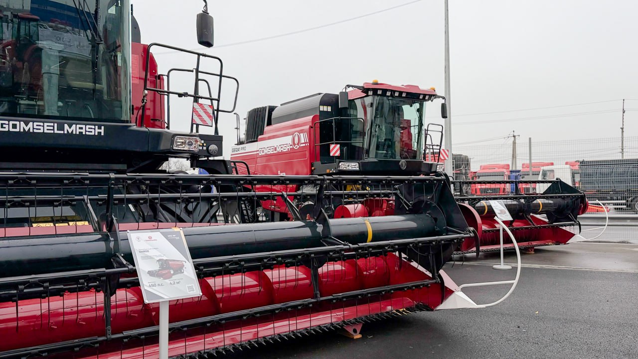 Леонид Пасечник: В Ростове-на-Дону вместе с делегацией нашей республики принял участие в открытии первого регионального дилерского центра МАЗ в России Леонид Пасечник: В Ростове-на-Дону вместе с делегацией нашей республики принял участие в открытии первого регионального дилерского центра МАЗ в России