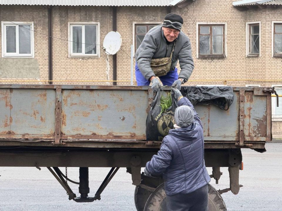 Сергей Колягин: В этом году Сквер Чернобыльской славы и прилегающая территория заметно преобразились Сергей Колягин: В этом году Сквер Чернобыльской славы и прилегающая территория заметно преобразились