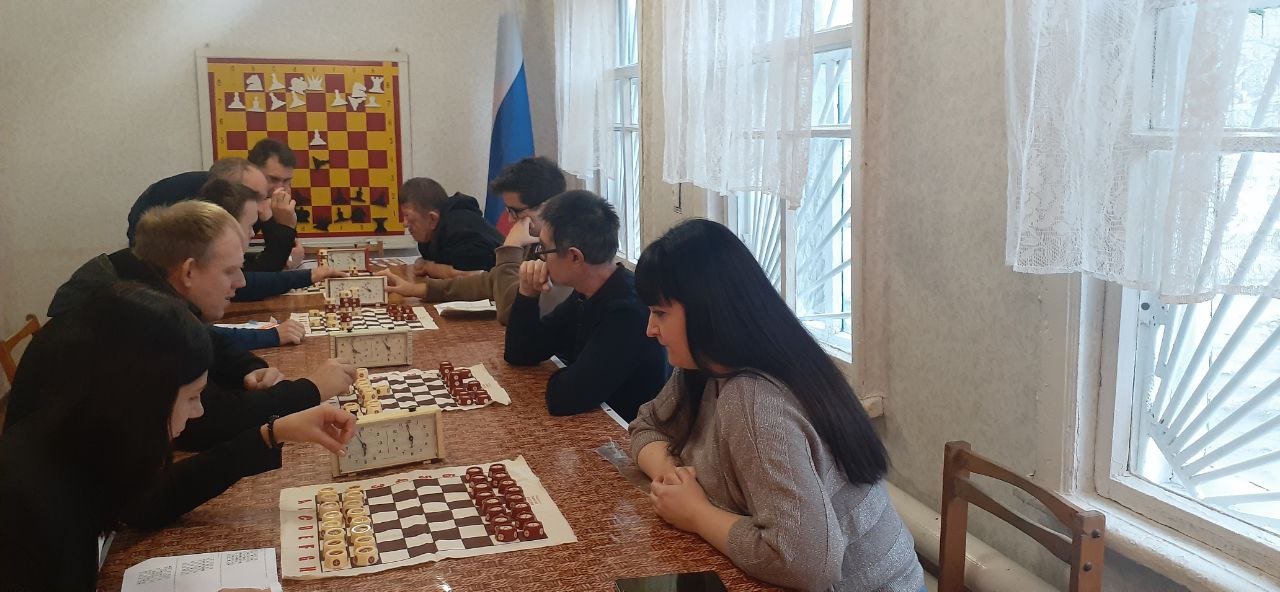 В Краснодоне состоялся турнир по русским шахматам среди молодежи с особенностями здоровья В Краснодоне состоялся турнир по русским шахматам среди молодежи с особенностями здоровья