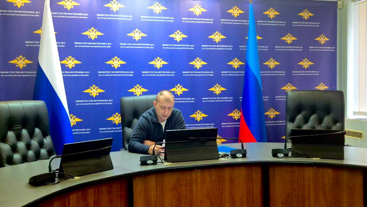 Сотрудники отдела морально-психологического обеспечения Управления по работе с личным составом МВД ЛНР провели значимое мероприятие в рамках Единого дня государственно-правового информирования