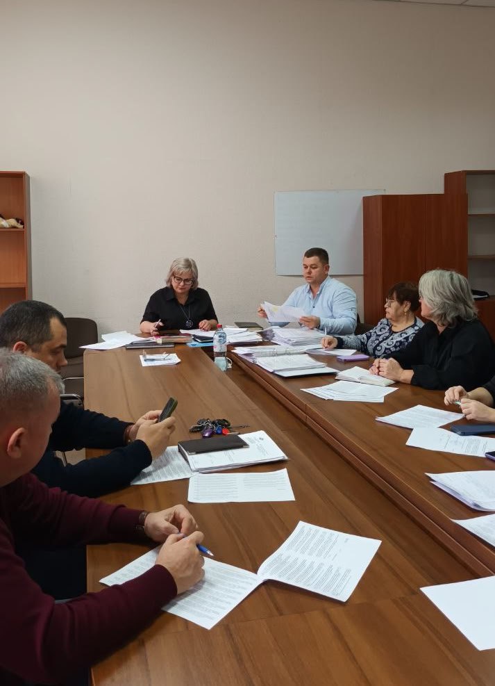 Прошло очередное заседание городской комиссии по делам несовершеннолетних и защите их прав