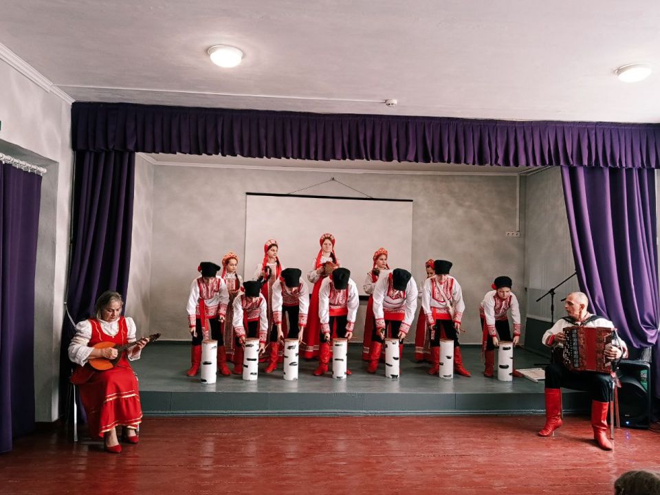 26 ноября, в целях реализации проекта "Луганский характер", Первые Верхнепокровской школы, Старобельского МО, приняли участие в "Луганской кругосветке", посетив "УВК" Михайловская школа 26 ноября, в целях реализации проекта "Луганский характер", Первые Верхнепокровской школы, Старобельского МО, приняли участие в "Луганской кругосветке", посетив "УВК" Михайловская школа