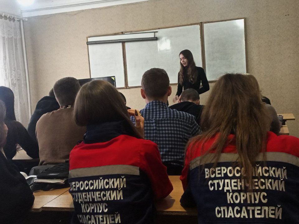 На Краснодонском факультете инженерии и менеджмента (филиал) ЛГУ им. В. Даля для студентов и добровольцев ССО "Молодогвардеец" ЛугРО ВСКС в рамках проекта «МЫВМЕСТЕ — Месяц добрых дел» состоялась тематическая лекция «Добро в... На Краснодонском факультете инженерии и менеджмента (филиал) ЛГУ им. В. Даля для студентов и добровольцев ССО "Молодогвардеец" ЛугРО ВСКС в рамках проекта «МЫВМЕСТЕ — Месяц добрых дел» состоялась тематическая лекция «Добро в...