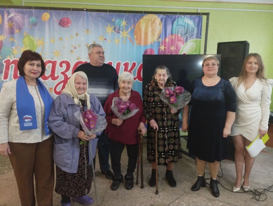 В Доме культуры им. Ленина пгт Новодарьевка состоялся замечательный праздник — День улицы Вокзальная В Доме культуры им. Ленина пгт Новодарьевка состоялся замечательный праздник — День улицы Вокзальная