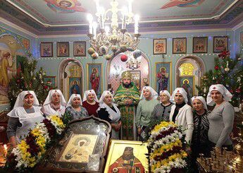Создание и развитие сестринского движения в Донбассе особенно необходимо в это сложное для людей время, уверен настоятель луганского храма в честь святого благоверного князя Александра Невского архимандрит Макарий...
