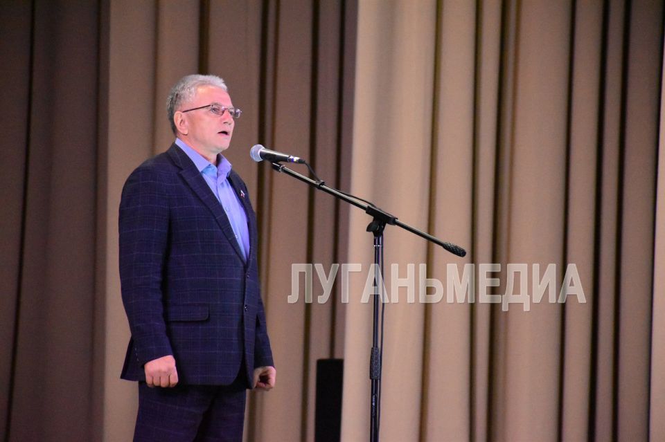 Мам Краснолучского округа пригласили на праздничную программу «Мамино TV» Мам Краснолучского округа пригласили на праздничную программу «Мамино TV»